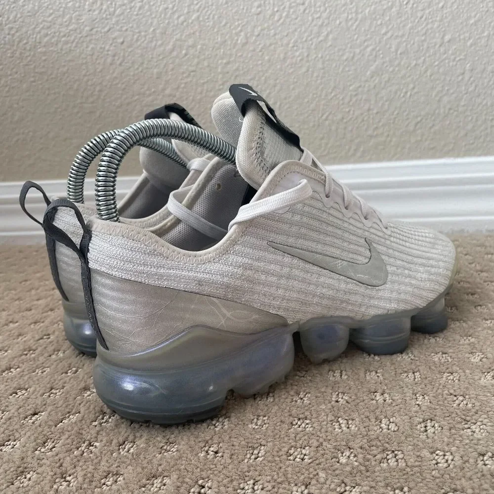 Nike Youth Air‎ Vapormax Flyknit 3 Sneakers Shoes 5.5Y White Silver BQ5238-101
